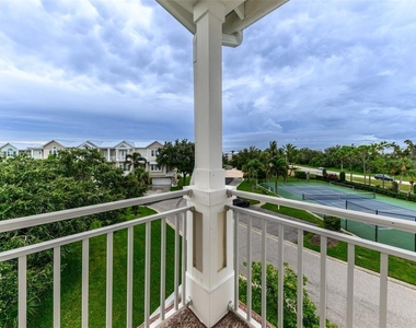 10300 Tarpon Landings Terrace - Photo Thumbnail 52