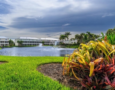 10300 Tarpon Landings Terrace - Photo Thumbnail 57