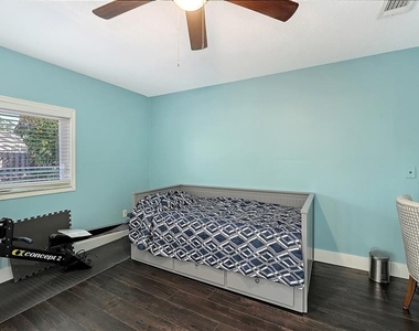 3507 Pinecrest Street - Photo Thumbnail 31