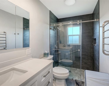 3507 Pinecrest Street - Photo Thumbnail 24