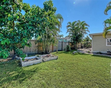 3507 Pinecrest Street - Photo Thumbnail 39
