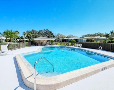 3507 Pinecrest Street - Photo Thumbnail 46