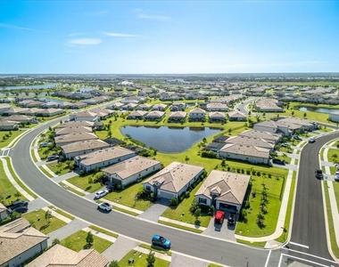5161 Coral Reef Way - Photo Thumbnail 47