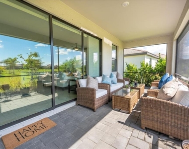 5161 Coral Reef Way - Photo Thumbnail 37
