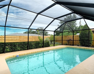 6722 Roxbury Drive - Photo Thumbnail 25