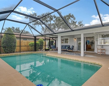 6722 Roxbury Drive - Photo Thumbnail 86