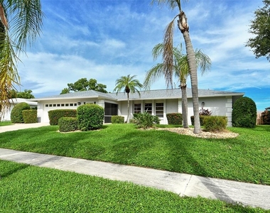 6722 Roxbury Drive - Photo Thumbnail 69