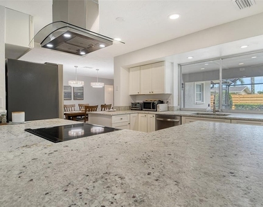 6722 Roxbury Drive - Photo Thumbnail 68