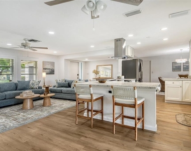 6722 Roxbury Drive - Photo Thumbnail 66