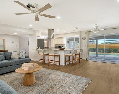 6722 Roxbury Drive - Photo Thumbnail 80