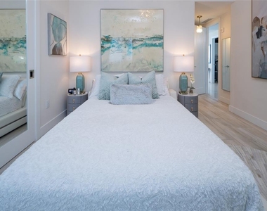 1155 N Gulfstream Avenue - Photo Thumbnail 49