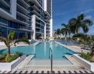1155 N Gulfstream Avenue - Photo Thumbnail 64
