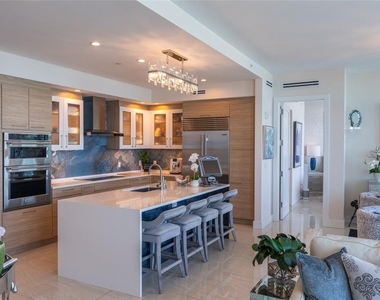 1155 N Gulfstream Avenue - Photo Thumbnail 24