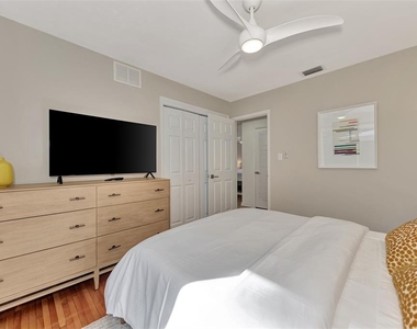 1726 Floyd Street - Photo Thumbnail 28