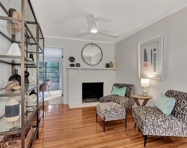 1726 Floyd Street - Photo Thumbnail 13