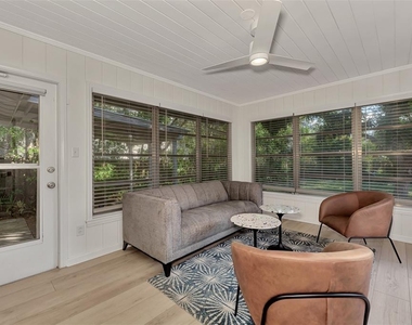 1726 Floyd Street - Photo Thumbnail 21