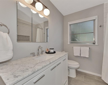 1726 Floyd Street - Photo Thumbnail 29