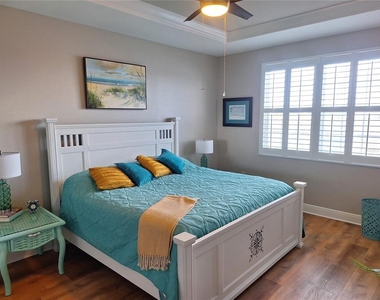 1121 Riverscape Street - Photo Thumbnail 40