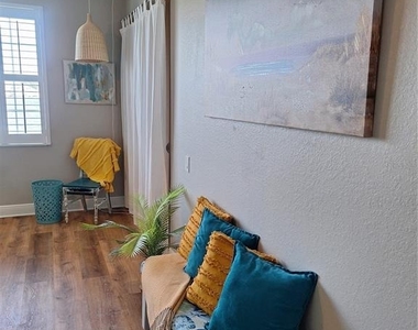 1121 Riverscape Street - Photo Thumbnail 43