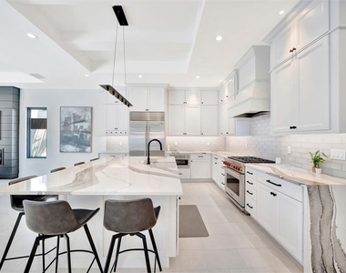 5939 Redbay Boulevard - Photo Thumbnail 11
