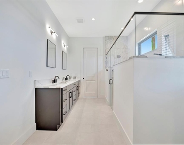 5939 Redbay Boulevard - Photo Thumbnail 35