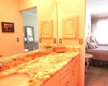 3881 Chatsworth Greene Court - Photo Thumbnail 24