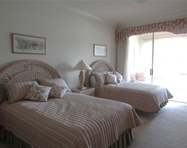 3881 Chatsworth Greene Court - Photo Thumbnail 19
