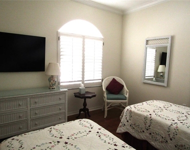 3881 Chatsworth Greene Court - Photo Thumbnail 26