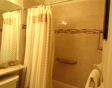 3881 Chatsworth Greene Court - Photo Thumbnail 28