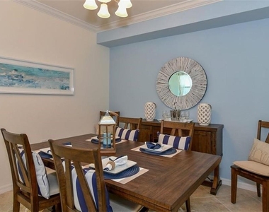 16904 Vardon Terrace - Photo Thumbnail 9