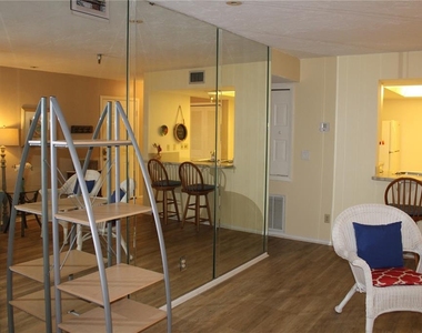 6304 Pointe West Boulevard - Photo Thumbnail 11