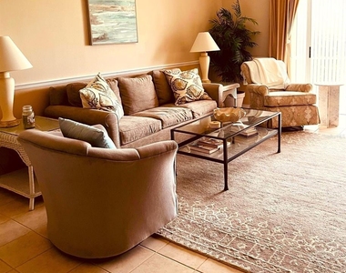 9641 Castle Point Drive - Photo Thumbnail 10