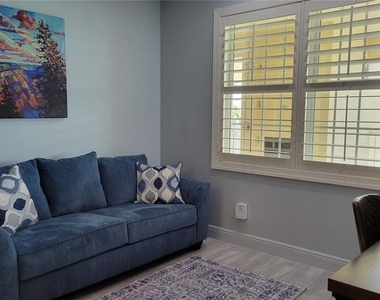 260 Hidden Bay Drive - Photo Thumbnail 21