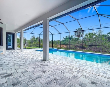 7152 Bougainvillea Street - Photo Thumbnail 6