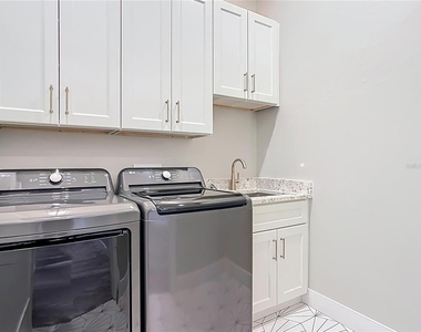 7152 Bougainvillea Street - Photo Thumbnail 5