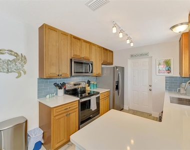 1137 N Moonmist Court - Photo Thumbnail 10