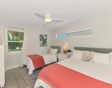 1137 N Moonmist Court - Photo Thumbnail 21