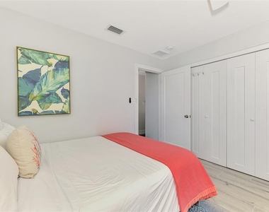 1137 N Moonmist Court - Photo Thumbnail 22