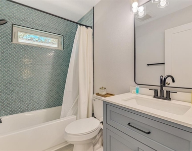1137 N Moonmist Court - Photo Thumbnail 23
