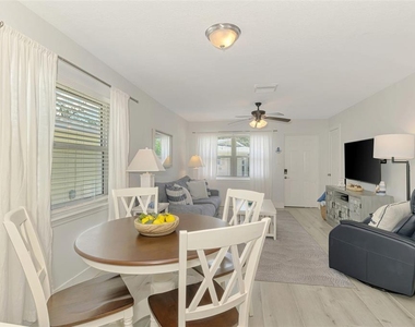 1137 N Moonmist Court - Photo Thumbnail 6