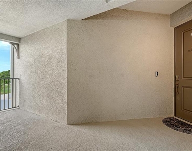 12140 Wellen Golf Street - Photo Thumbnail 4