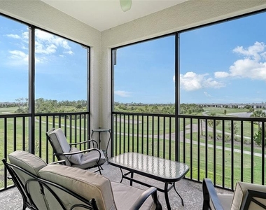 12140 Wellen Golf Street - Photo Thumbnail 7
