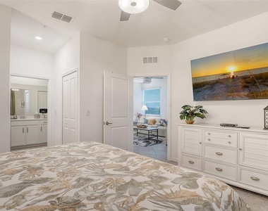 12140 Wellen Golf Street - Photo Thumbnail 18