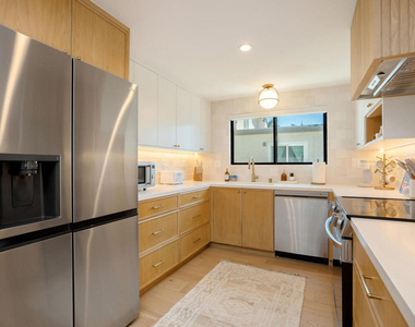 5135 W Wooley Road - Photo Thumbnail 14