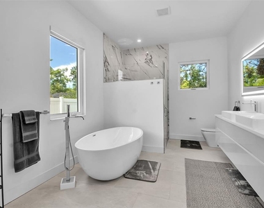 2231 Wood Street - Photo Thumbnail 15