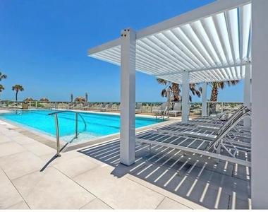 2425 Gulf Of Mexico Drive - Photo Thumbnail 26