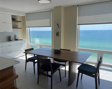 2425 Gulf Of Mexico Drive - Photo Thumbnail 10