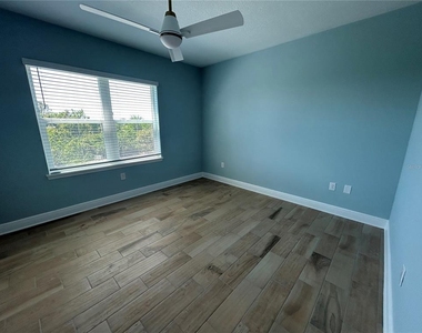 3426 79th Street Circle W - Photo Thumbnail 14
