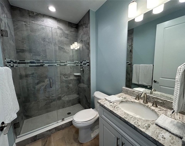 3426 79th Street Circle W - Photo Thumbnail 13