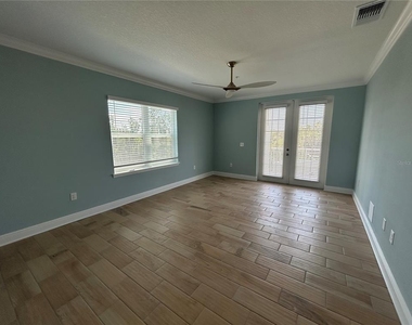 3426 79th Street Circle W - Photo Thumbnail 8